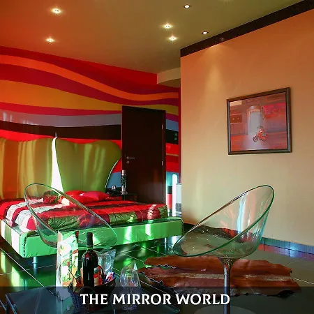 Diplomat Plaza & Hotel 4*