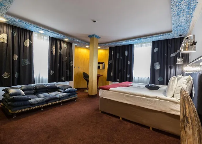 Diplomat Plaza Hotel&resort Hotel