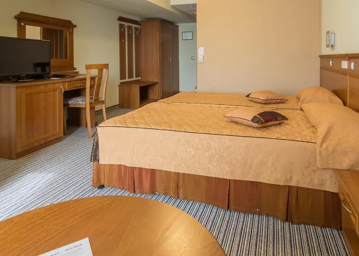 Diplomat Plaza Hotel&resort 4*