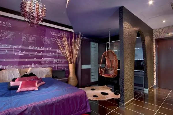 Diplomat Plaza Hotel&resort 4*